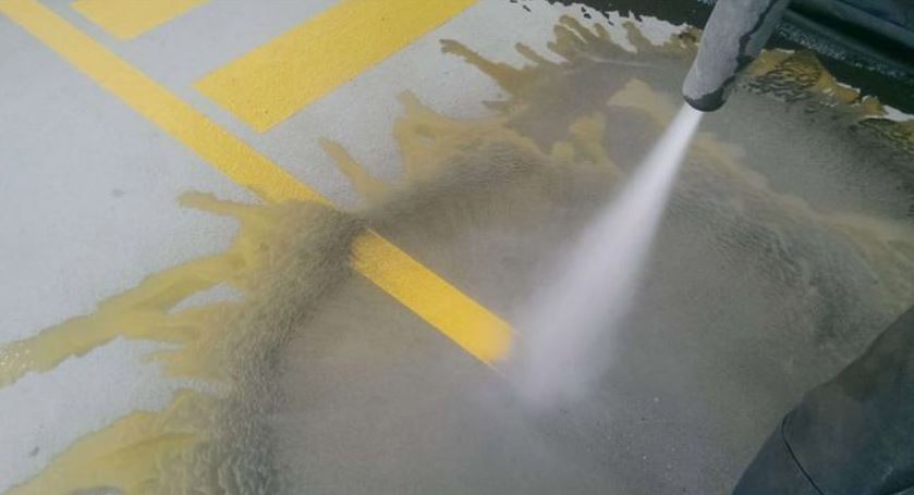 Các bước tạo nhám bề mặt vỏ máy biến áp bằng máy phun bi 