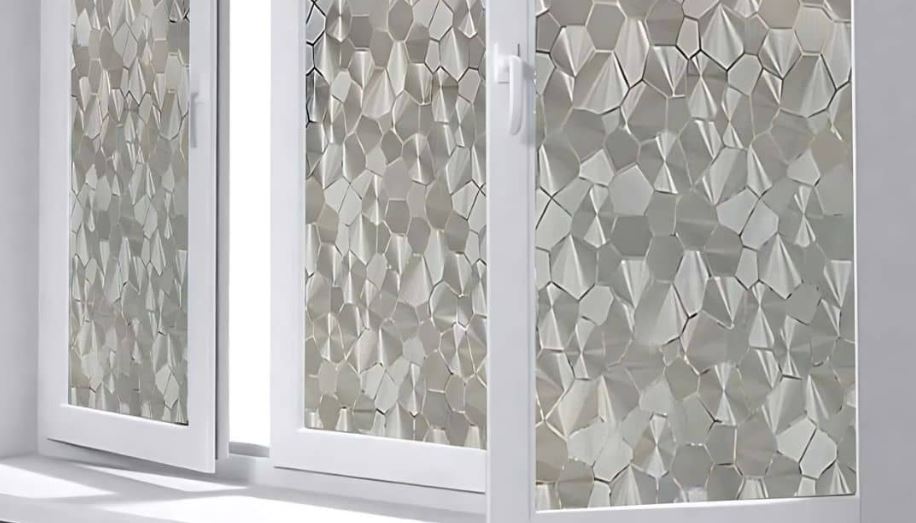 Đôi nét về công nghệ tạo kính mờ khắc hoa văn