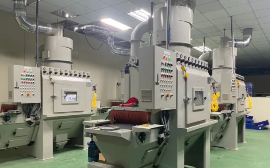 Đặc điểm thiết bị phun cát di động