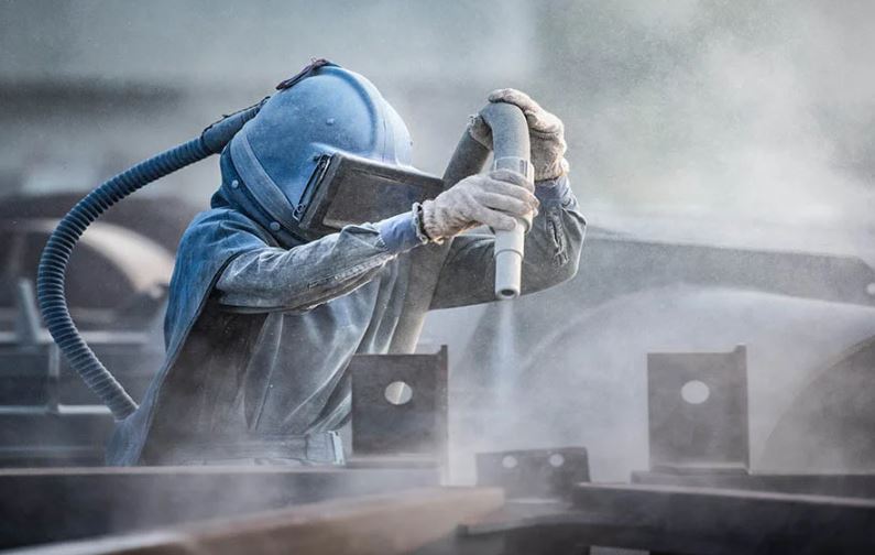 Tìm hiểu bụi trong quá trình phun cát