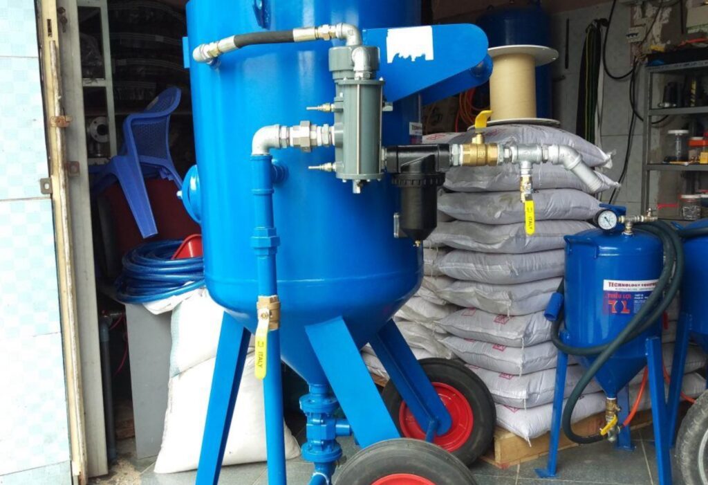 Cấu tạo cối phun cát chi tiết và hướng dẫn vận hành từ chuyên gia